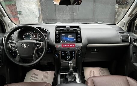 Toyota Land Cruiser Prado 150 рестайлинг 2, 2017 год, 5 555 555 рублей, 9 фотография