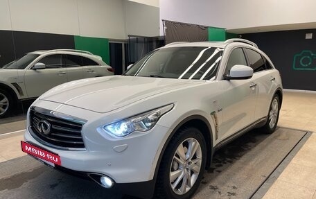 Infiniti QX70, 2014 год, 2 600 000 рублей, 3 фотография