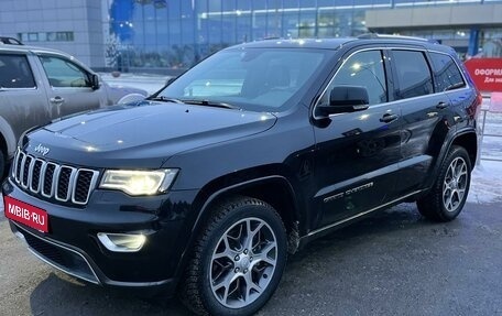 Jeep Grand Cherokee, 2017 год, 4 355 000 рублей, 1 фотография