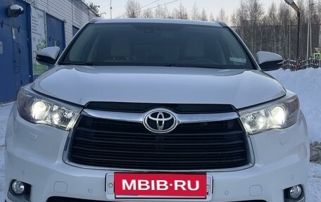 Toyota Highlander III, 2014 год, 3 670 000 рублей, 1 фотография