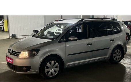 Volkswagen Touran III, 2013 год, 1 099 000 рублей, 1 фотография