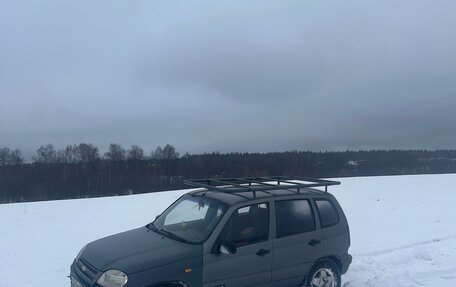 Chevrolet Niva I рестайлинг, 2004 год, 300 000 рублей, 5 фотография