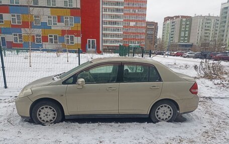 Nissan Tiida, 2004 год, 450 000 рублей, 2 фотография