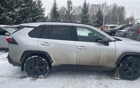 Toyota RAV4, 2021 год, 3 200 000 рублей, 3 фотография