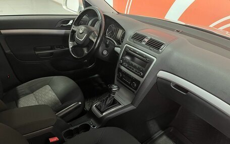 Skoda Octavia, 2011 год, 1 240 000 рублей, 27 фотография