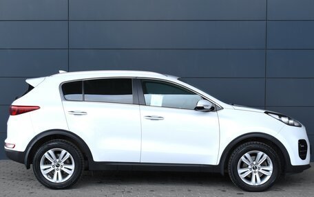 KIA Sportage IV рестайлинг, 2018 год, 2 235 000 рублей, 4 фотография