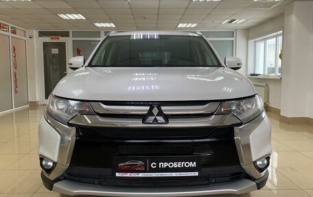 Mitsubishi Outlander III рестайлинг 3, 2016 год, 1 869 999 рублей, 2 фотография