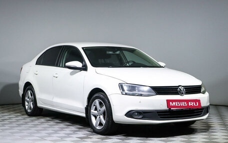 Volkswagen Jetta VI, 2013 год, 1 058 000 рублей, 3 фотография