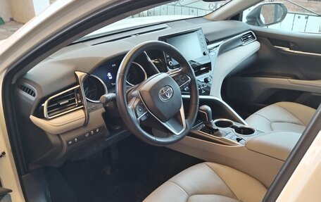 Toyota Camry, 2021 год, 3 320 000 рублей, 9 фотография