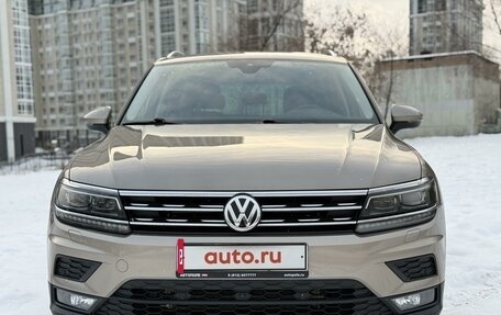 Volkswagen Tiguan II, 2020 год, 3 395 000 рублей, 3 фотография