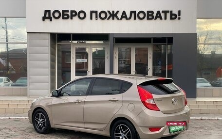 Hyundai Solaris II рестайлинг, 2011 год, 839 000 рублей, 5 фотография