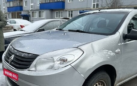 Renault Sandero I, 2013 год, 400 000 рублей, 3 фотография