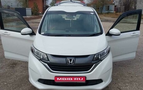 Honda Freed II, 2019 год, 2 150 000 рублей, 1 фотография