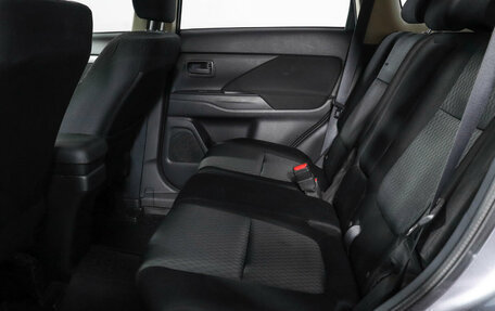 Mitsubishi Outlander III рестайлинг 3, 2012 год, 1 518 000 рублей, 10 фотография