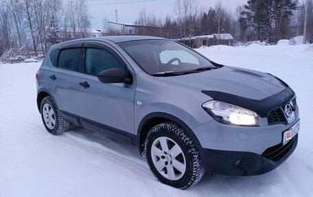 Nissan Qashqai, 2011 год, 1 045 000 рублей, 3 фотография