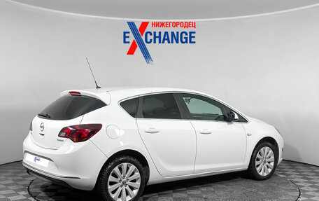 Opel Astra J, 2015 год, 1 032 000 рублей, 4 фотография