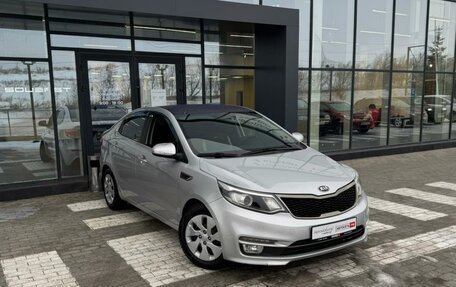 KIA Rio III рестайлинг, 2017 год, 1 112 000 рублей, 2 фотография