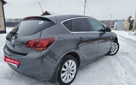 Opel Astra J, 2011 год, 650 000 рублей, 6 фотография