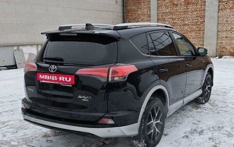 Toyota RAV4, 2016 год, 2 499 000 рублей, 11 фотография