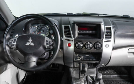 Mitsubishi Pajero Sport II рестайлинг, 2010 год, 1 380 000 рублей, 12 фотография