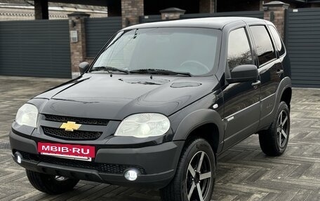 Chevrolet Niva I рестайлинг, 2015 год, 770 000 рублей, 5 фотография