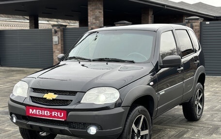 Chevrolet Niva I рестайлинг, 2015 год, 770 000 рублей, 7 фотография