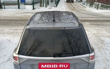 Mitsubishi Outlander III рестайлинг 3, 2012 год, 1 300 000 рублей, 15 фотография