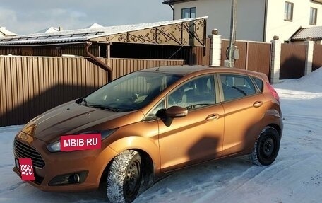 Ford Fiesta, 2015 год, 800 000 рублей, 3 фотография