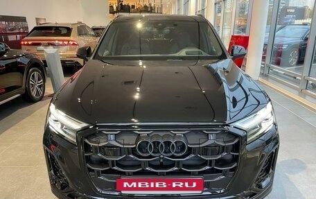 Audi Q7, 2024 год, 18 800 000 рублей, 2 фотография