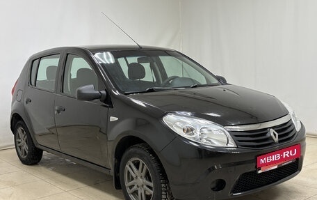 Renault Sandero I, 2014 год, 697 000 рублей, 3 фотография