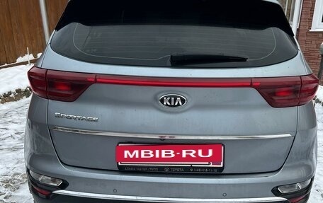 KIA Sportage IV рестайлинг, 2019 год, 2 450 000 рублей, 2 фотография