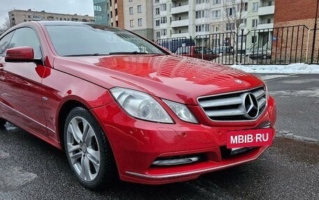 Mercedes-Benz E-Класс, 2012 год, 1 520 000 рублей, 2 фотография