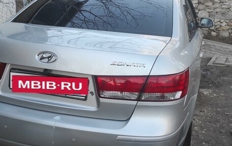 Hyundai Sonata IV рестайлинг, 2008 год, 1 200 000 рублей, 2 фотография