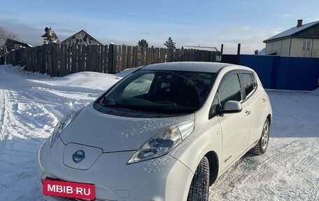 Nissan Leaf I, 2014 год, 510 000 рублей, 2 фотография