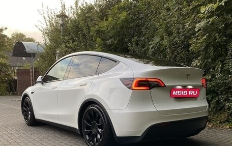 Tesla Model Y I, 2023 год, 6 450 000 рублей, 8 фотография