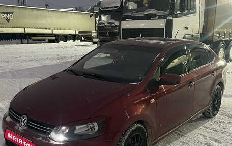 Volkswagen Polo VI (EU Market), 2013 год, 650 000 рублей, 1 фотография