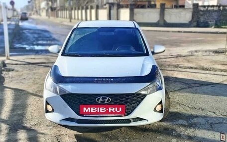 Hyundai Solaris II рестайлинг, 2020 год, 1 400 000 рублей, 8 фотография