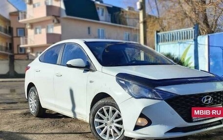 Hyundai Solaris II рестайлинг, 2020 год, 1 400 000 рублей, 9 фотография