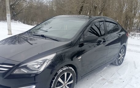 Hyundai Solaris II рестайлинг, 2016 год, 1 250 000 рублей, 2 фотография