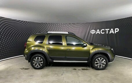 Renault Duster I рестайлинг, 2017 год, 1 599 000 рублей, 4 фотография