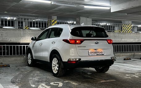 KIA Sportage IV рестайлинг, 2018 год, 2 190 000 рублей, 6 фотография