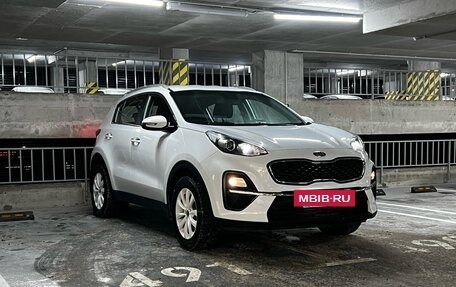 KIA Sportage IV рестайлинг, 2018 год, 2 190 000 рублей, 3 фотография