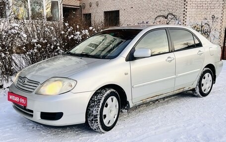 Toyota Corolla, 2004 год, 490 000 рублей, 2 фотография