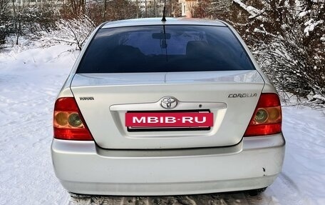 Toyota Corolla, 2004 год, 490 000 рублей, 3 фотография