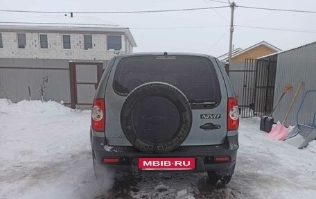 Chevrolet Niva I рестайлинг, 2011 год, 570 000 рублей, 2 фотография