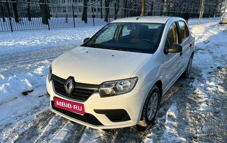 Renault Logan II, 2019 год, 920 000 рублей, 1 фотография