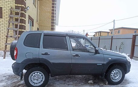 Chevrolet Niva I рестайлинг, 2011 год, 570 000 рублей, 18 фотография