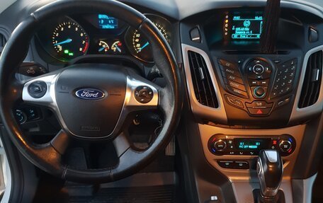 Ford Focus III, 2014 год, 990 000 рублей, 3 фотография