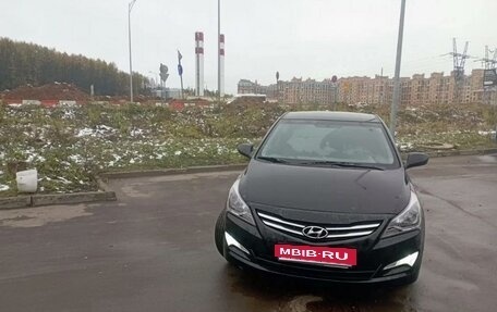 Hyundai Solaris II рестайлинг, 2014 год, 900 000 рублей, 10 фотография