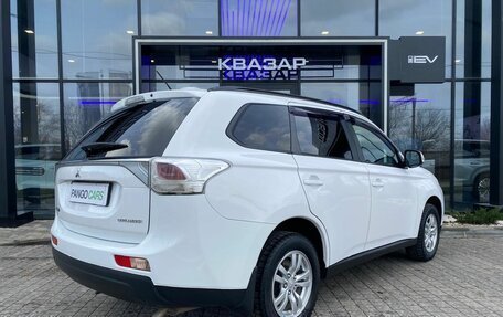 Mitsubishi Outlander III рестайлинг 3, 2013 год, 1 450 000 рублей, 6 фотография